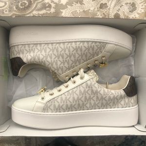 Michael Kors Sneakers